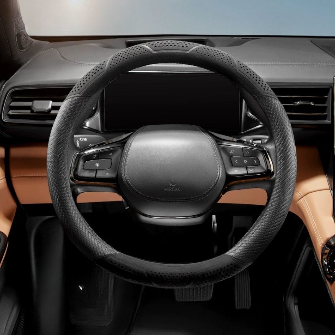Cloe 4-Season Ultra-Thin Steering Wheel Cover