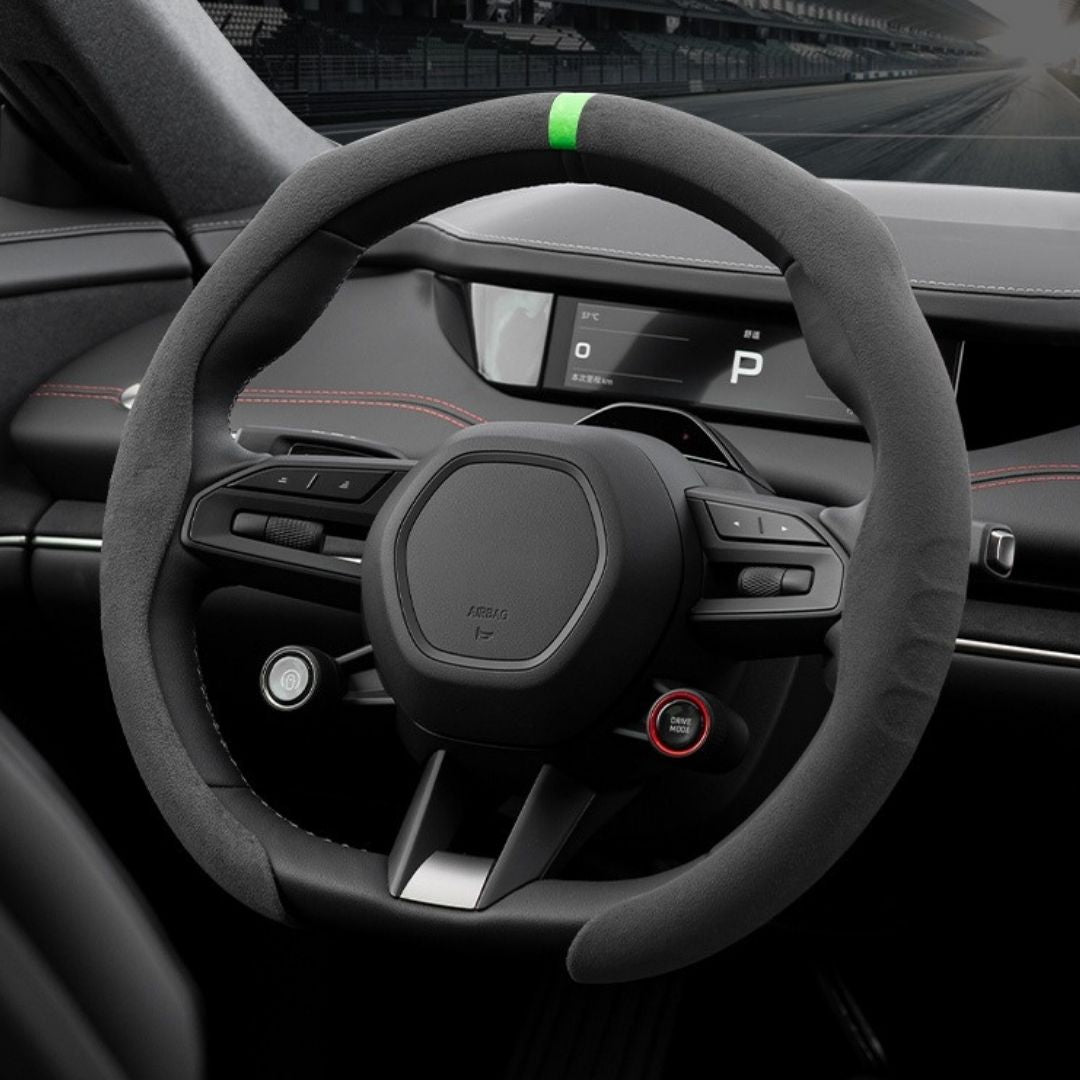 Suede Steering Wheel Cover – Anti-Slip, Ultra-Thin, 4-Season Universal Fit for D-Shaped Wheels (VW, BMW, etc.)